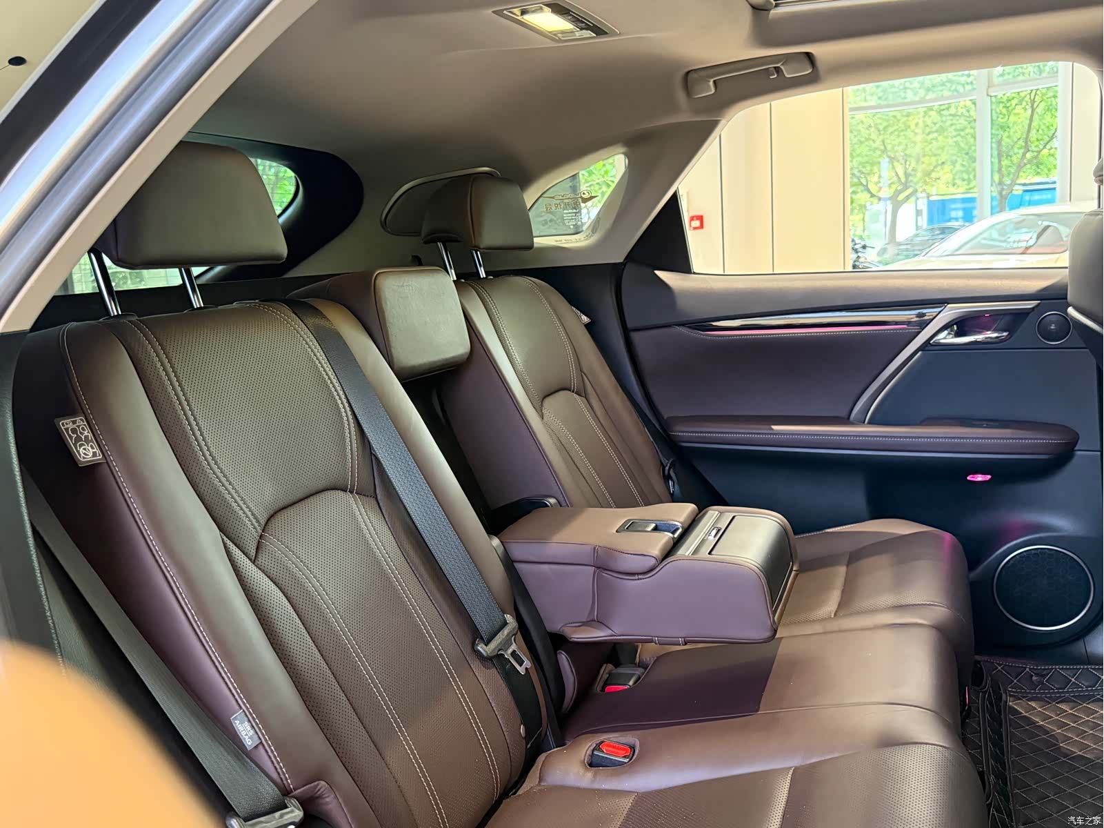 Lexus RX, 2022 14