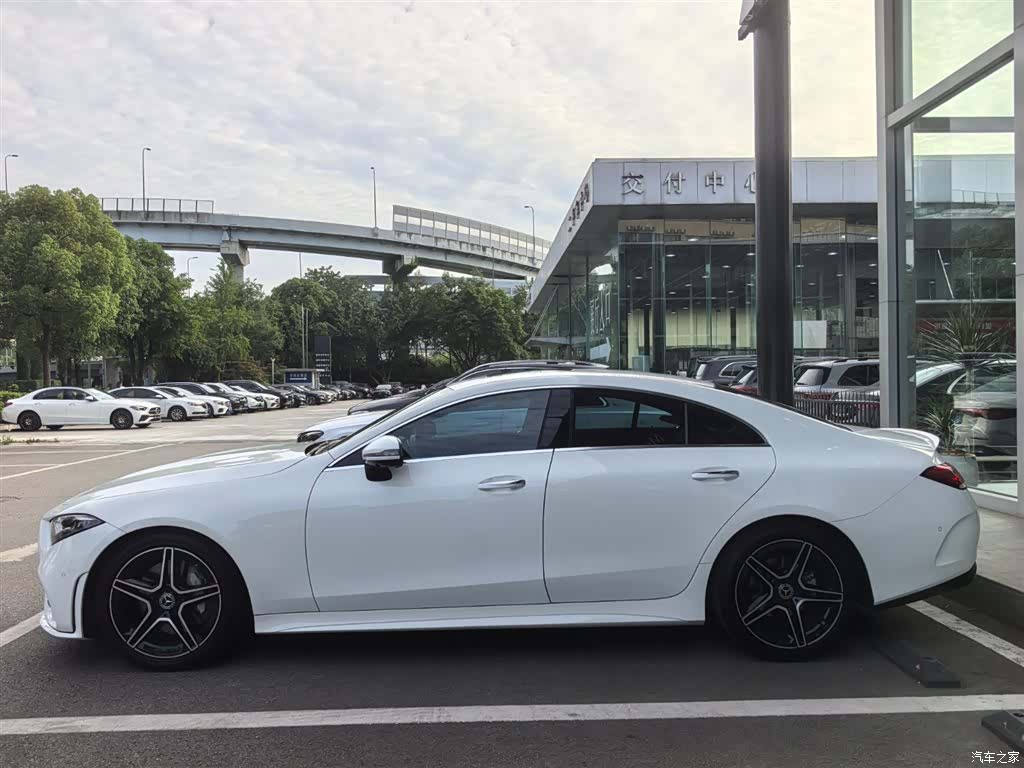Mercedes-Benz CLS, 2021 4