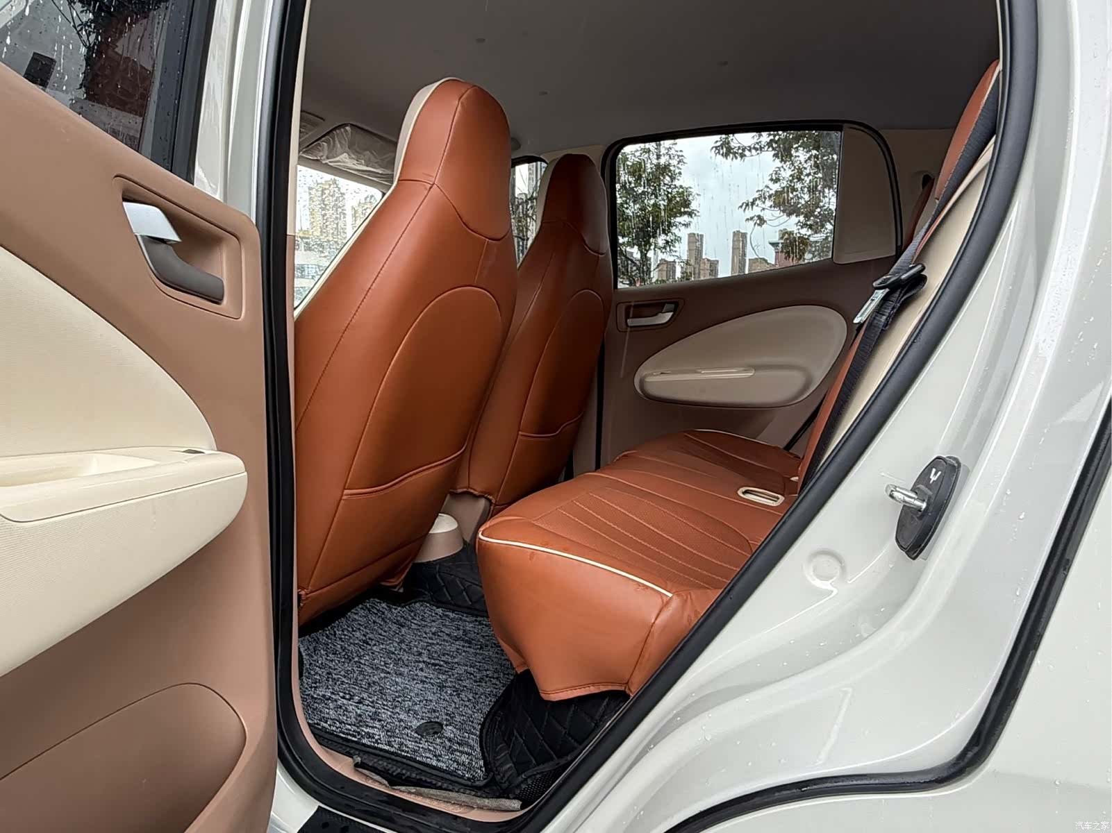 Wuling MINIEV, 2025 6