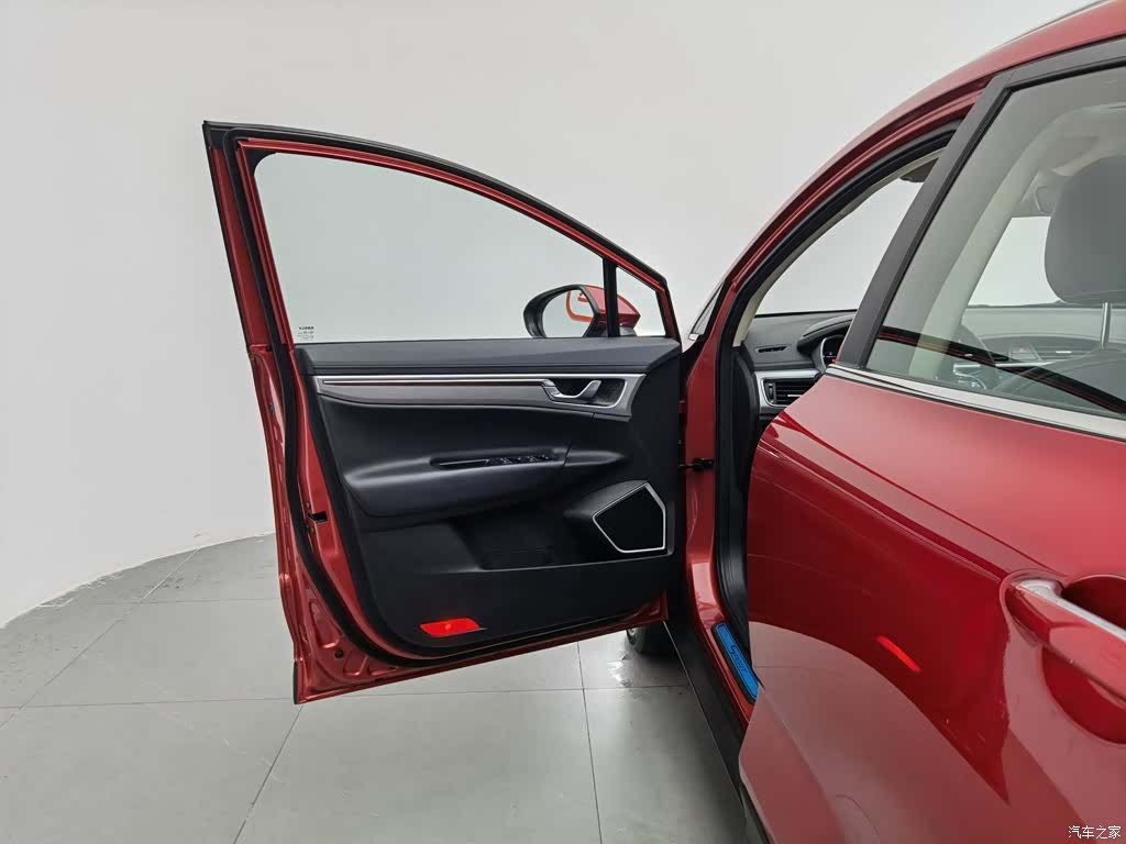 Geely Emgrand, 2019 8