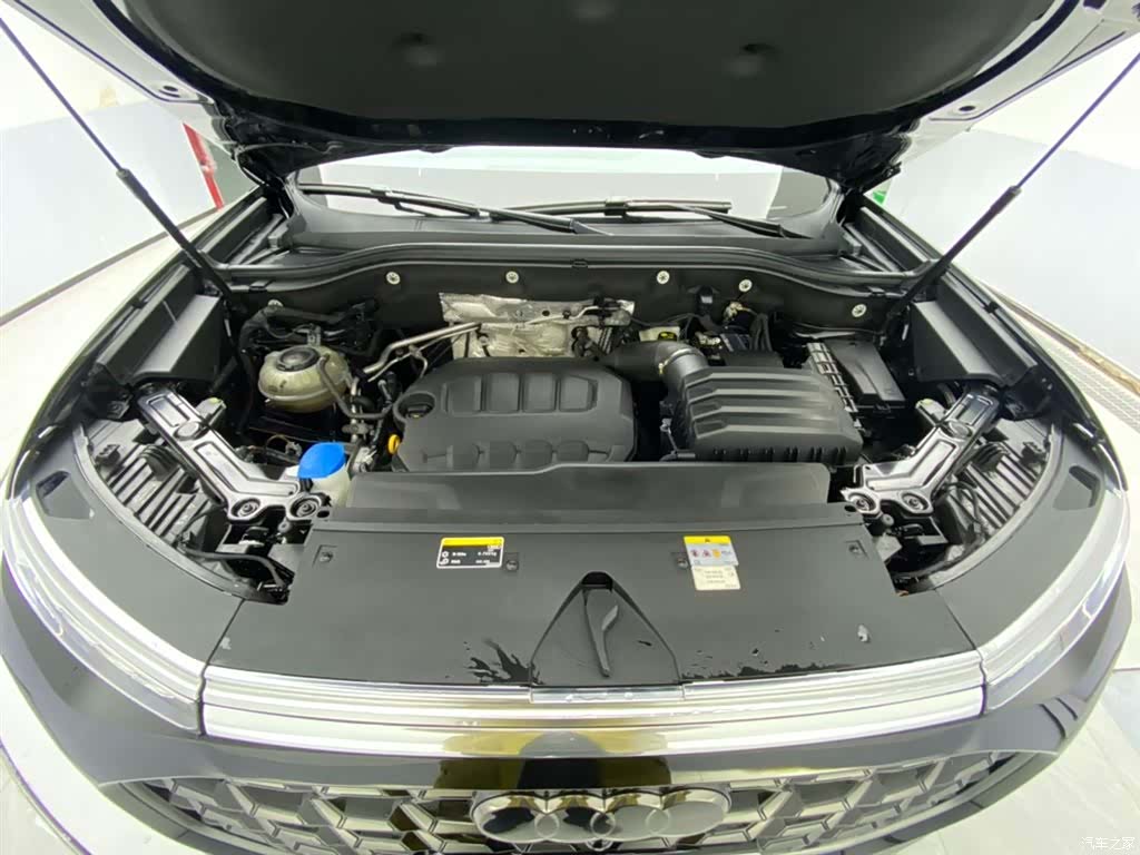 Audi Q6, 2023 12