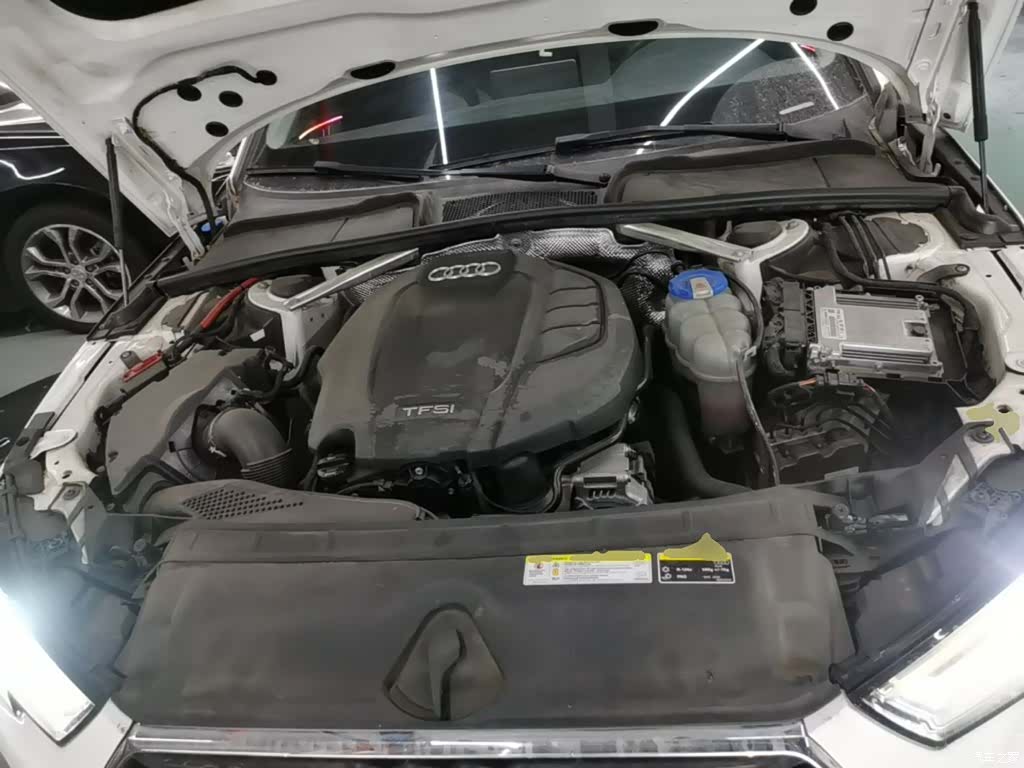 Audi A4L, 2017 20