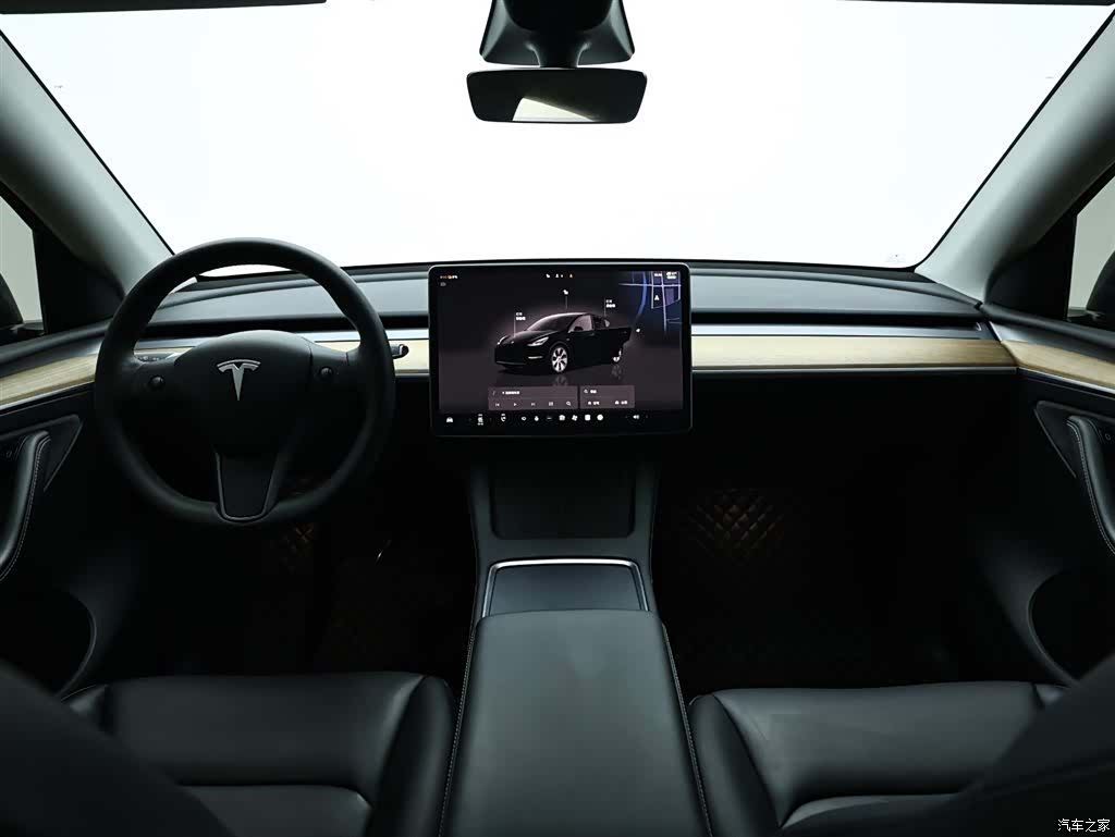Tesla Model Y, 2022 15