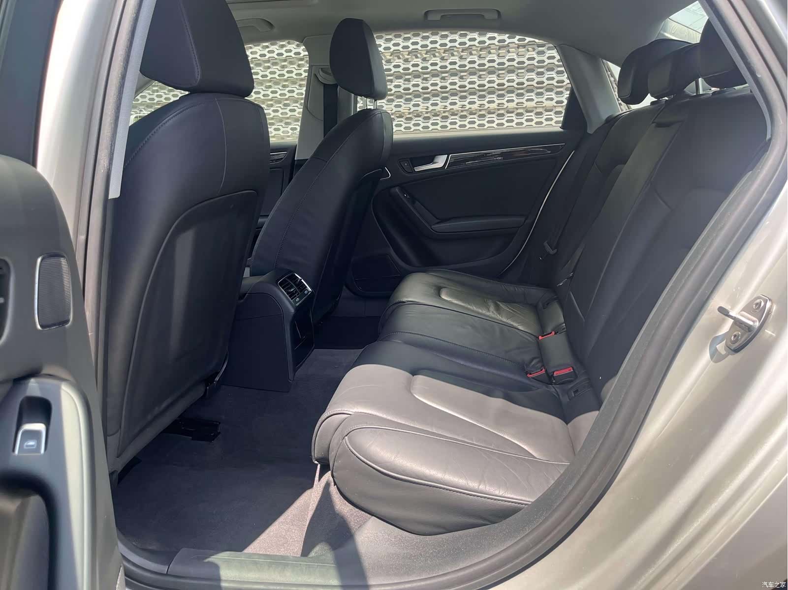 Audi A4L, 2016 8