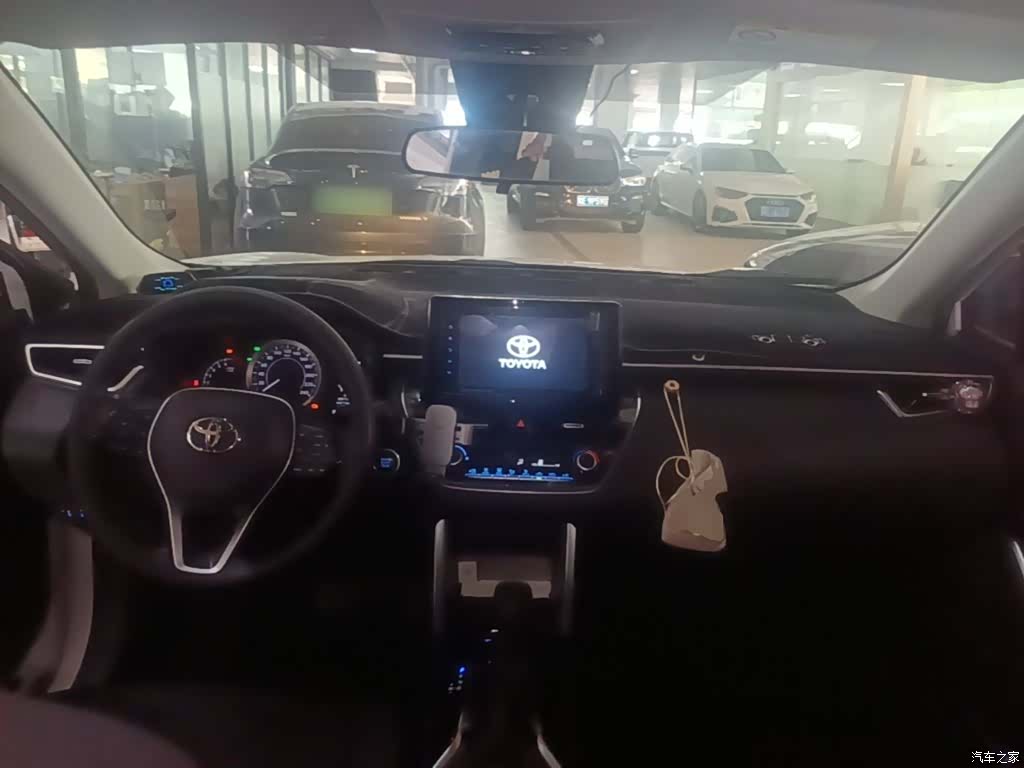 Toyota Frontlander, 2022 10