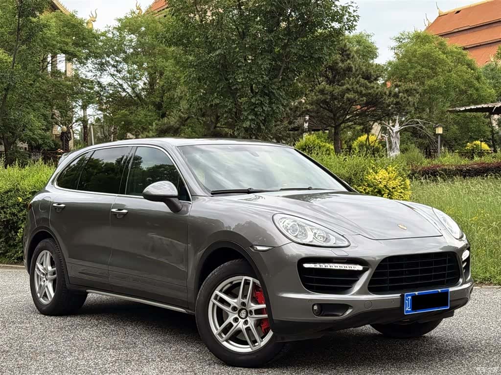 Porsche Cayenne, 2011 2