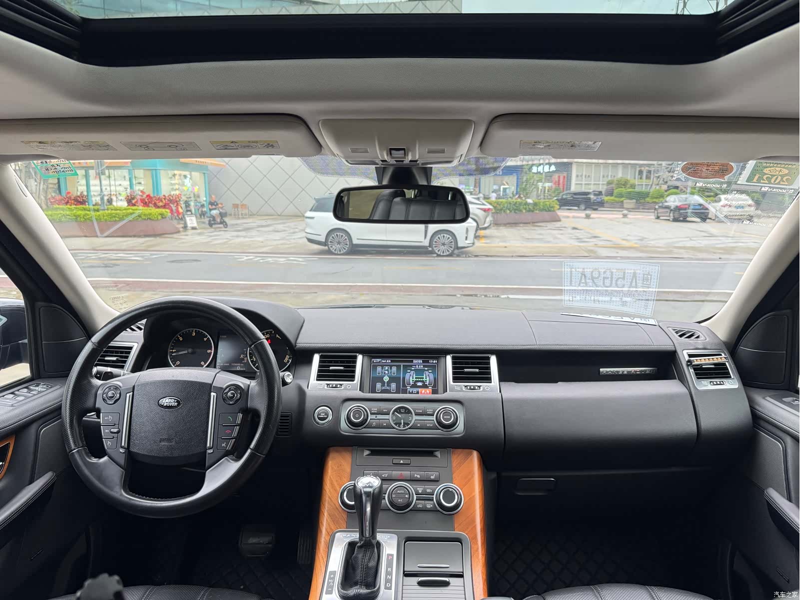 Land Rover Range Rover, 2012 21