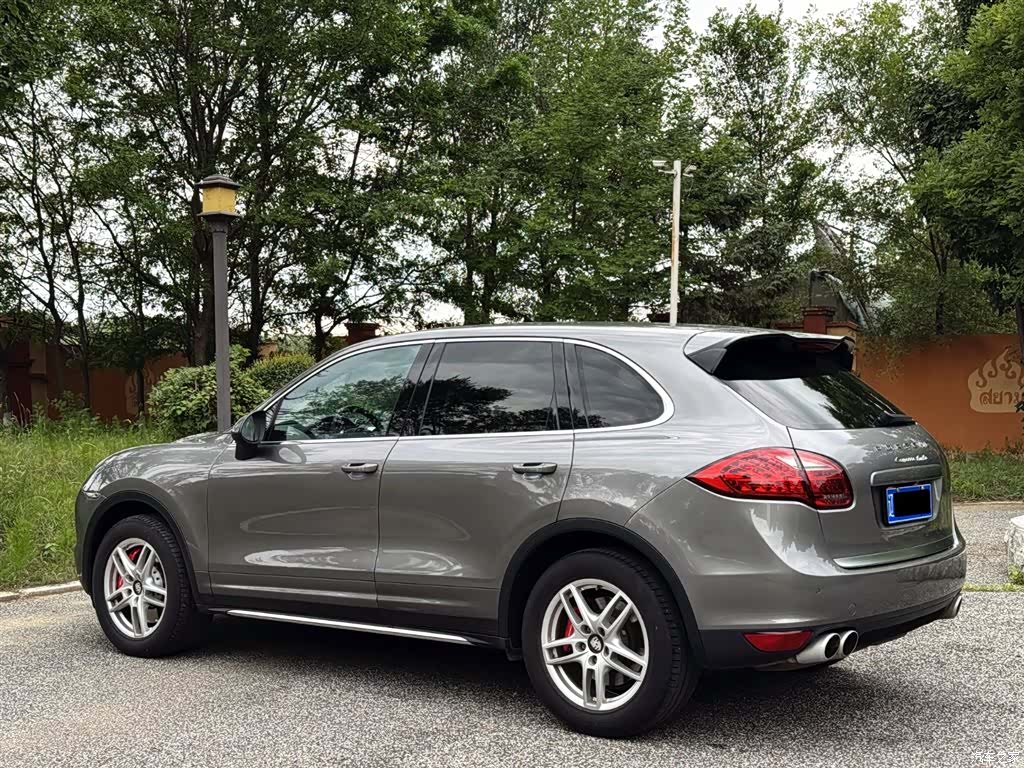 Porsche Cayenne, 2011 все фото