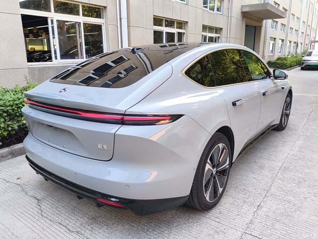 NIO ET5, 2025 все фото