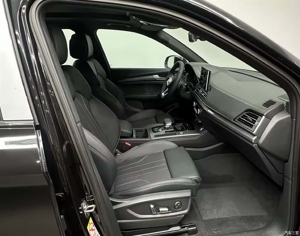 Audi Q5L, 2024 10