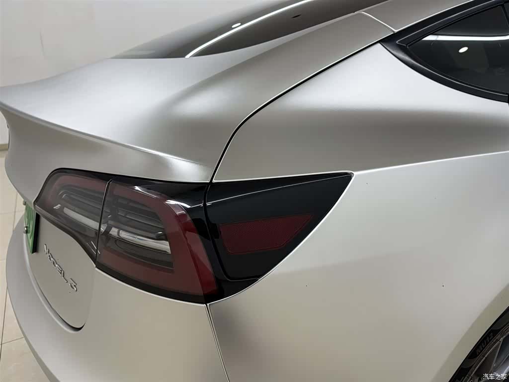 Tesla Model 3, 2023 7