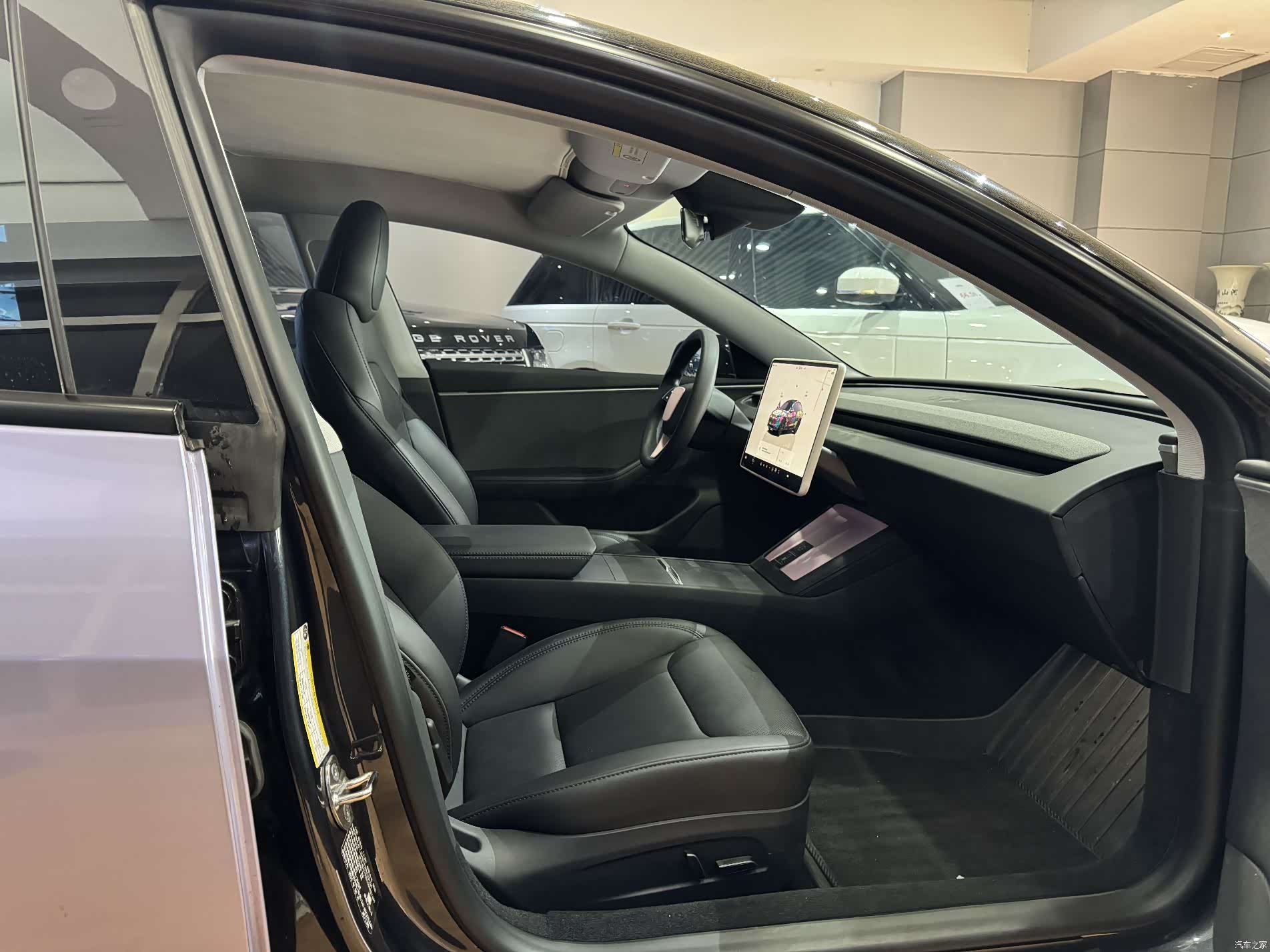 Tesla Model 3, 2024 8