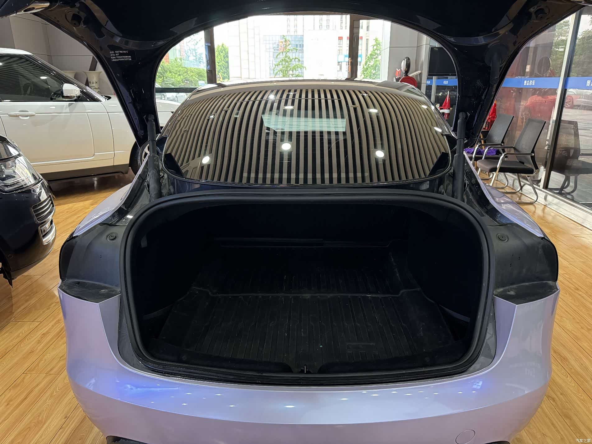 Tesla Model 3, 2024 13