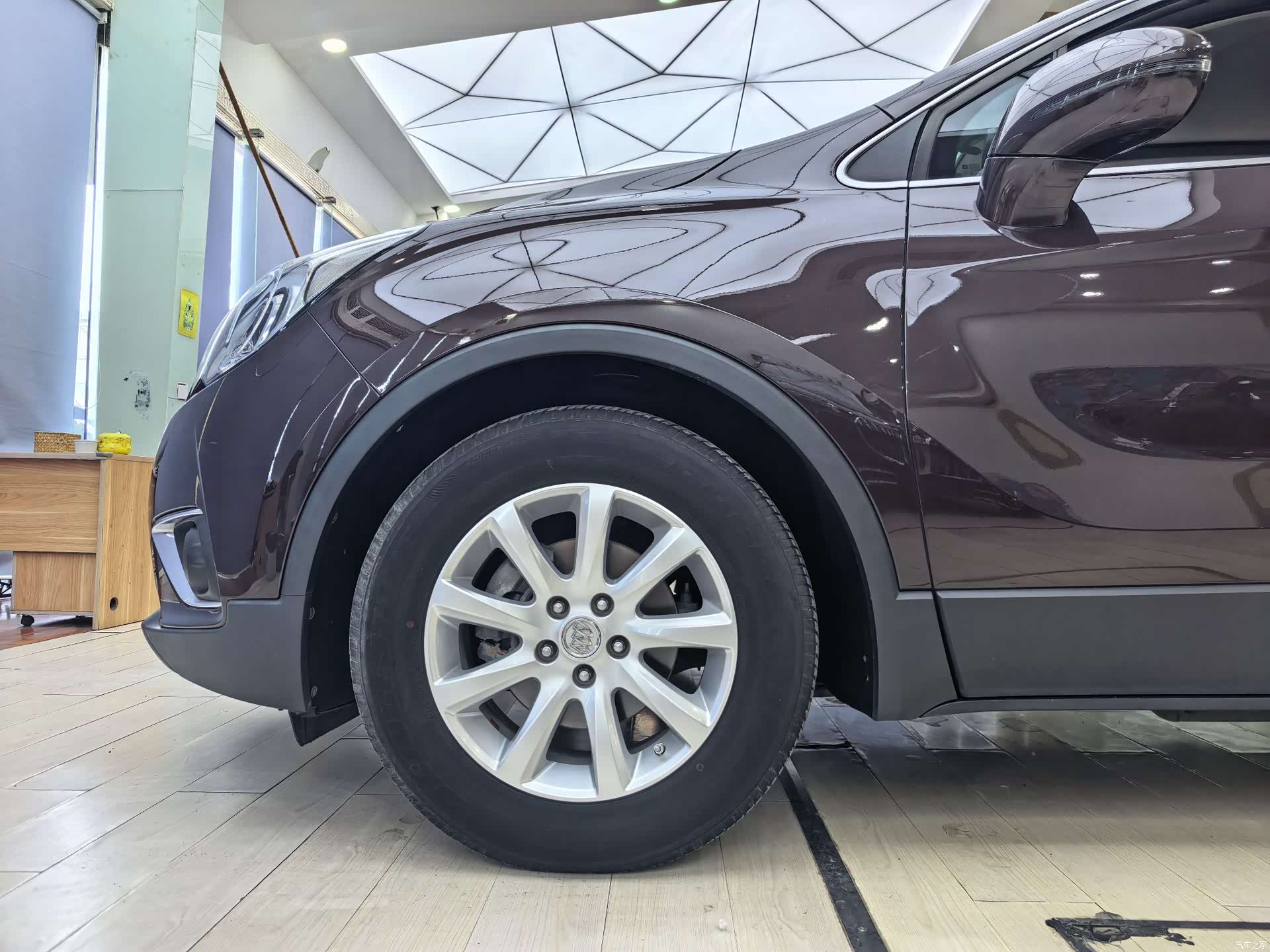 Buick Envision Plus, 2018 11