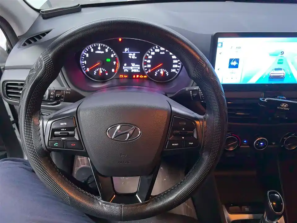 Hyundai Yuedong