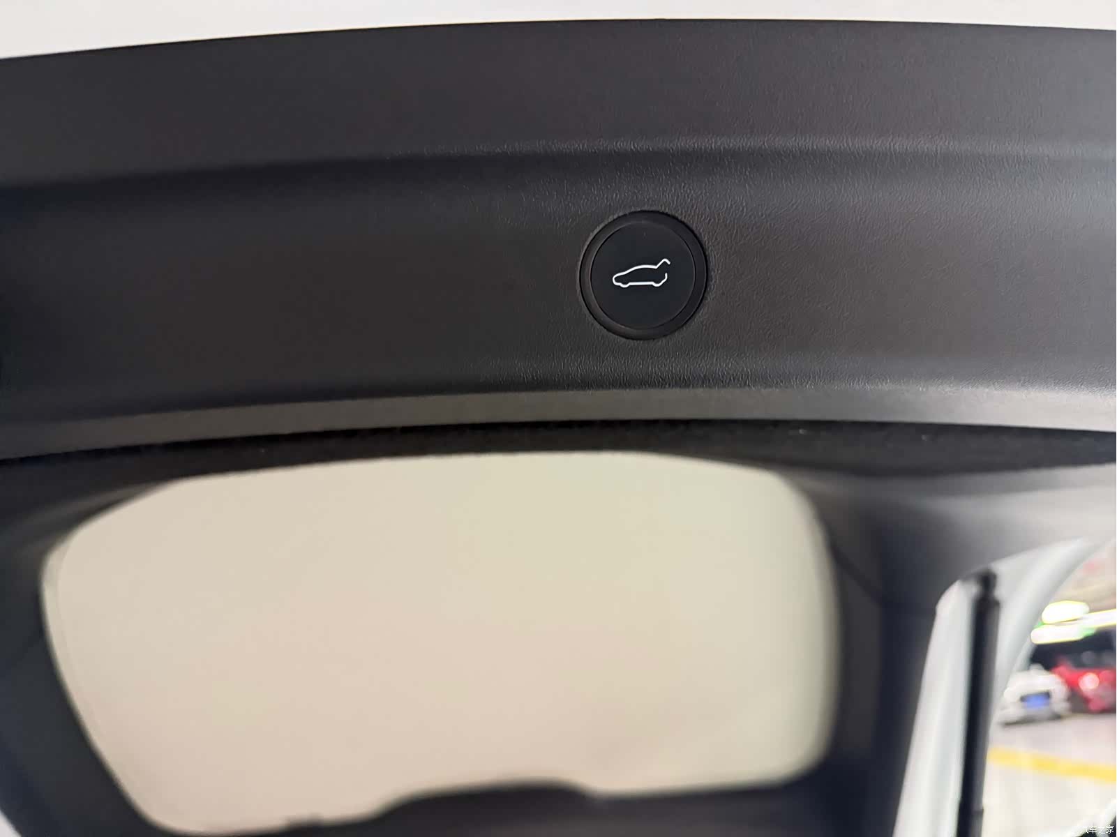 Tesla Model Y, 2021 12