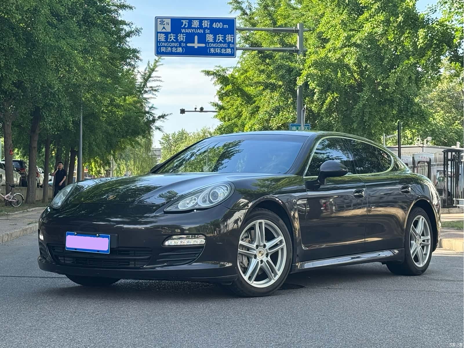 Porsche Panamera, 2011 1