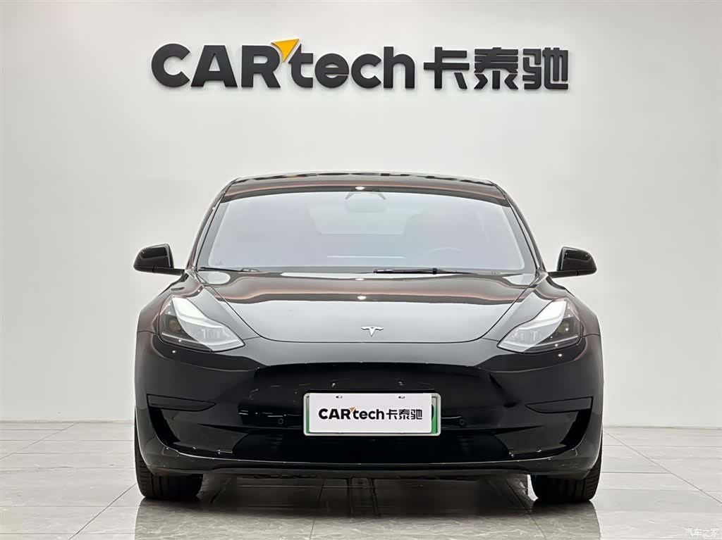 Tesla Model 3, 2022 7