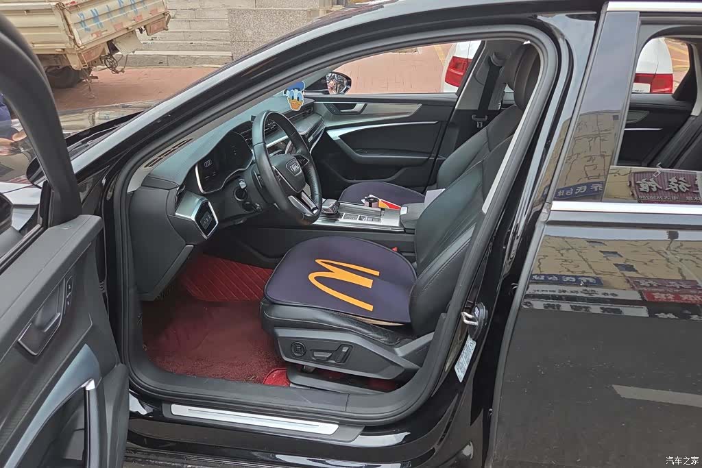 Audi A6L, 2021 9
