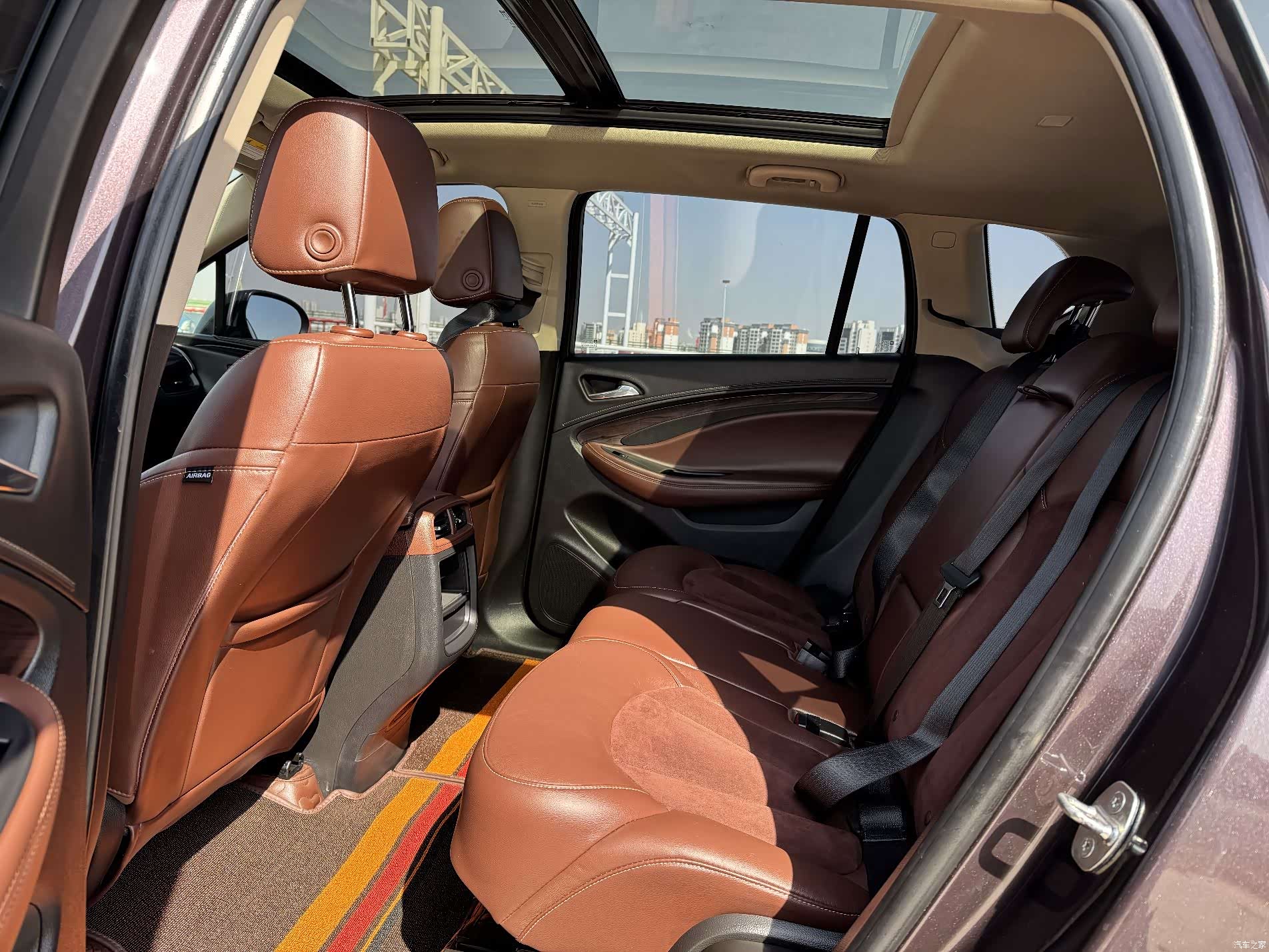 Buick Envision Plus, 2017 все фото