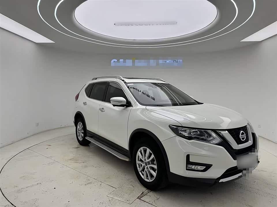 Nissan Qijun