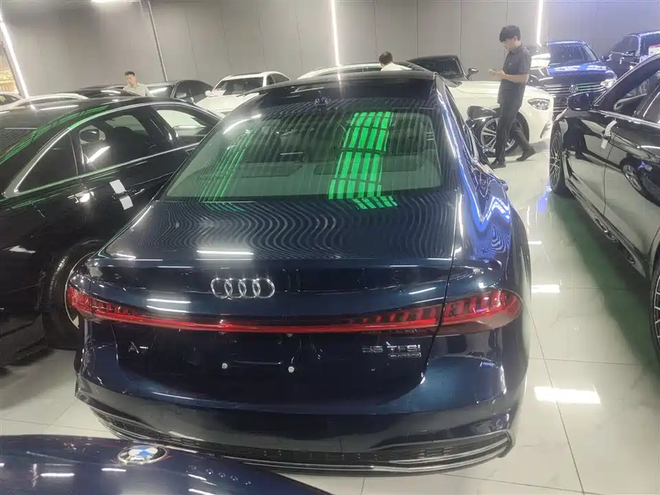 Audi A7L Audi A7L