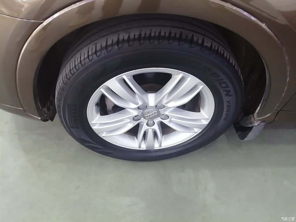 Audi Q3, 2015 23