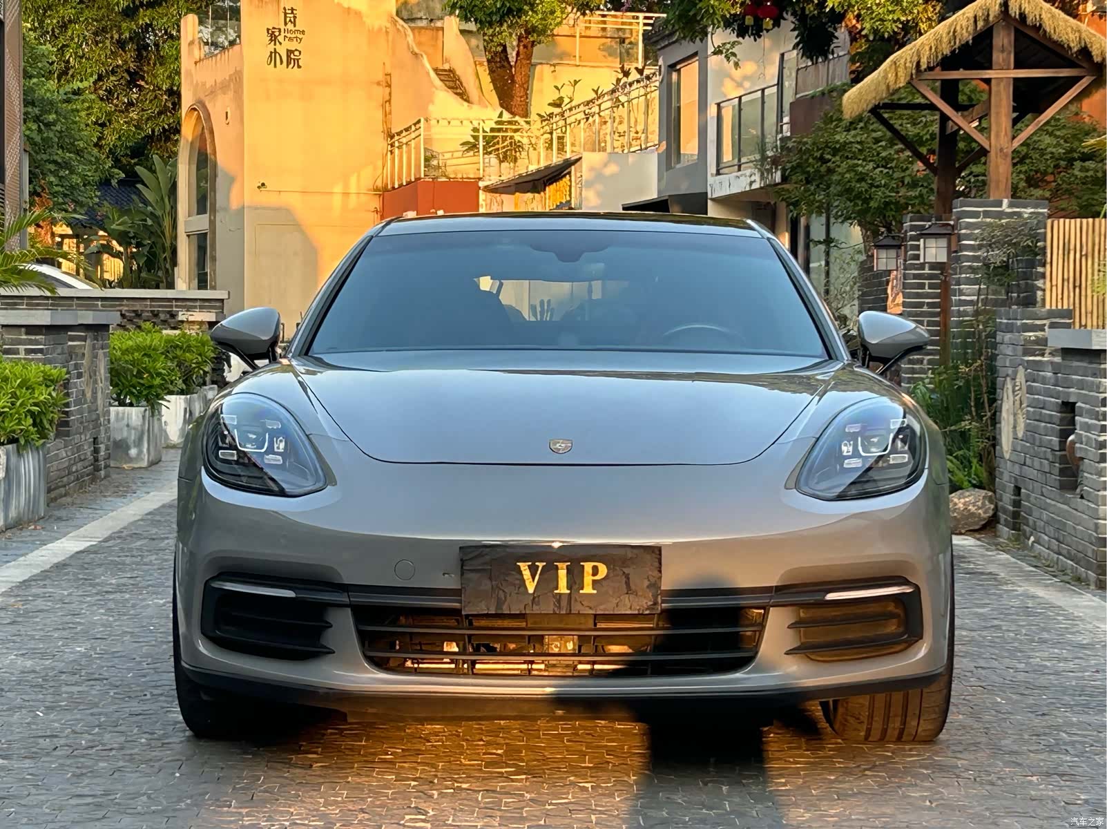 Porsche Panamera, 2018 2