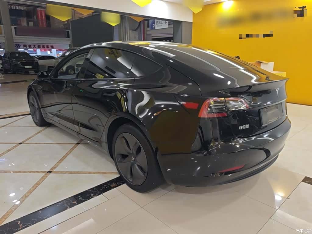 Tesla Model 3, 2022 все фото