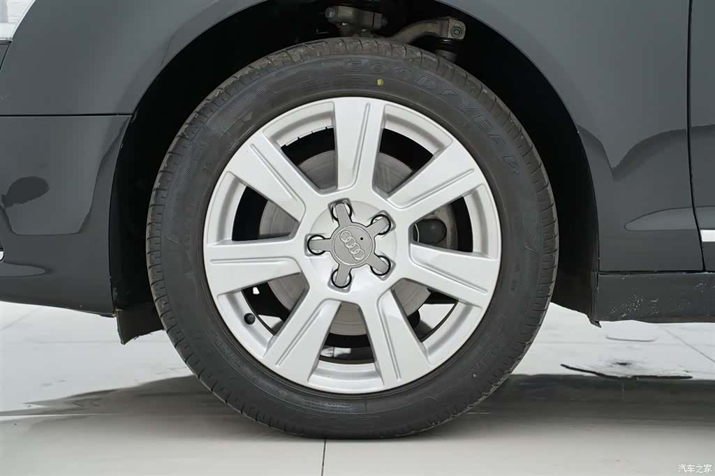 Audi A6L, 2009 33