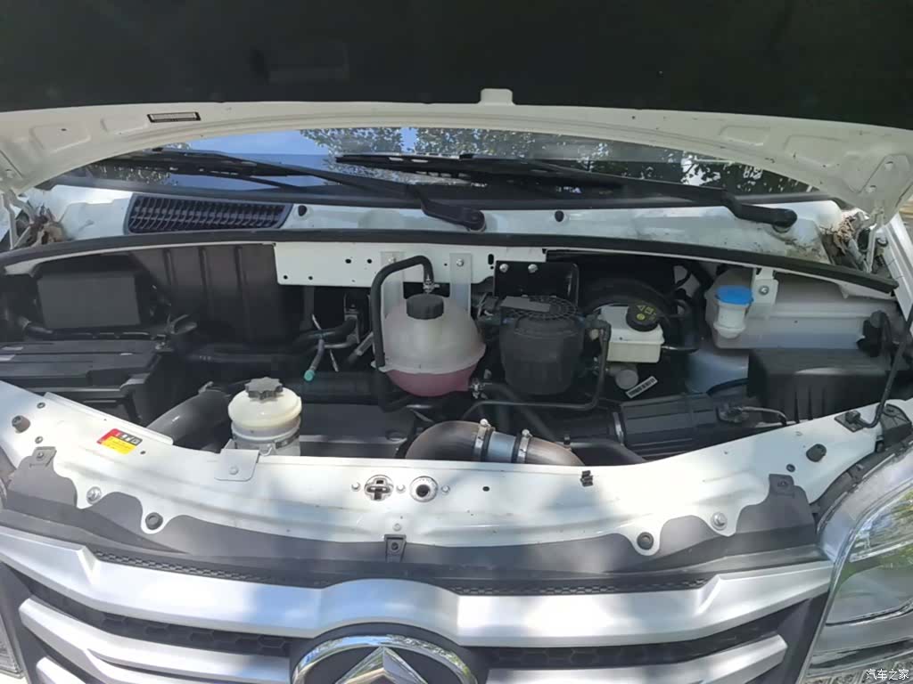 Maxus V80, 2026 20