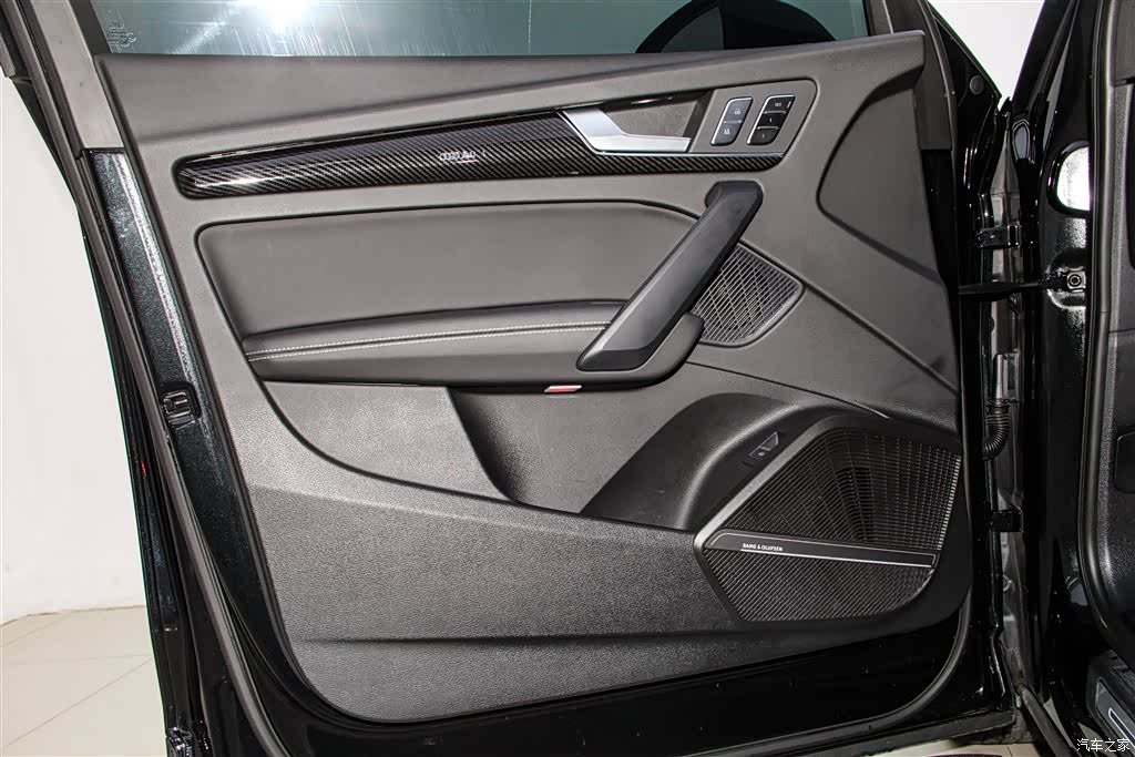 Audi Q5L, 2024 17