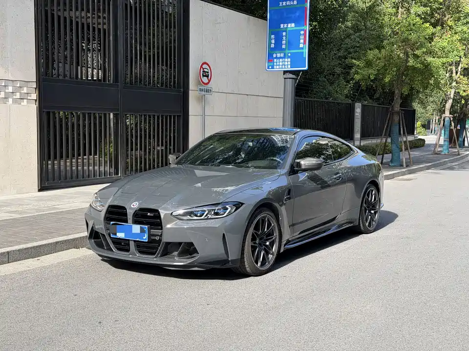 BMW M4