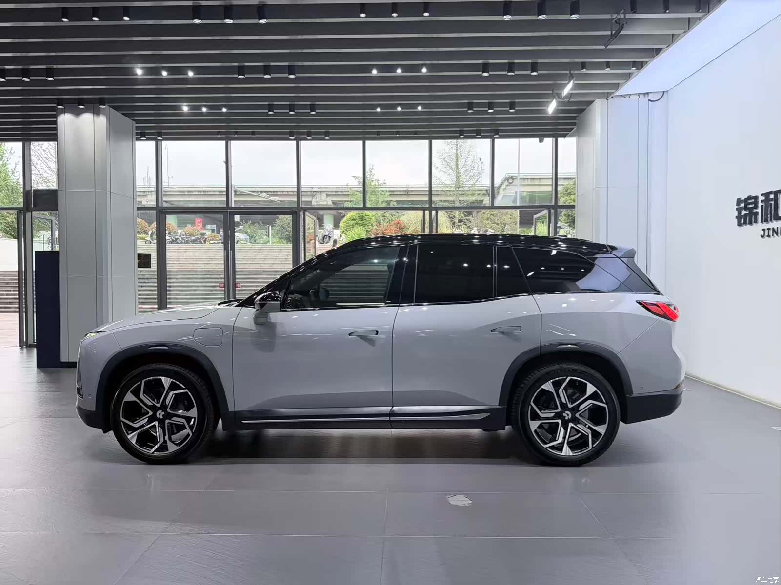 NIO ES8, 2019 7