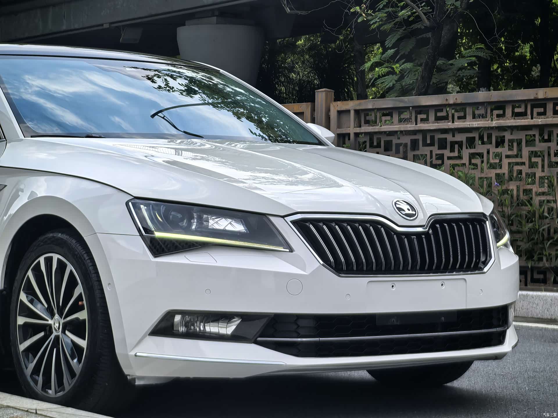 Skoda Superb, 2018 4