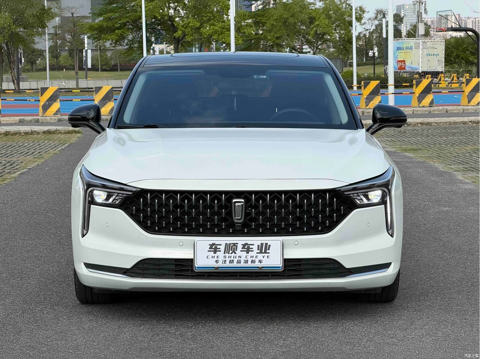 Bestune B70, 2023 2