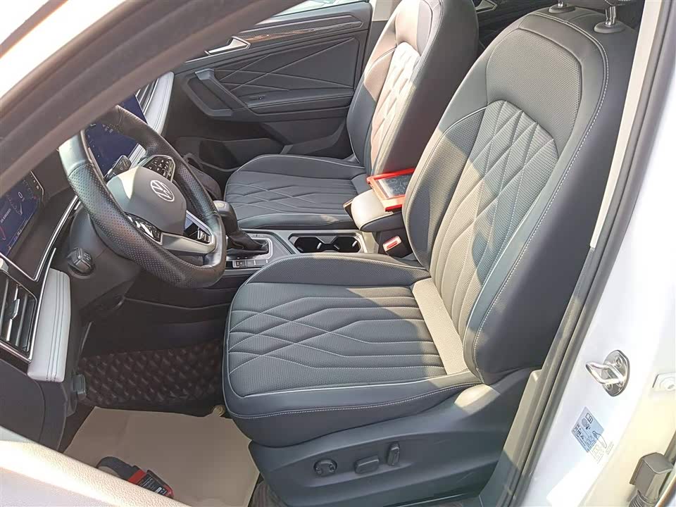 Volkswagen Tiguan L Volkswagen Tiguan L