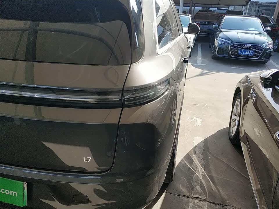 Li Auto Ideal L7
