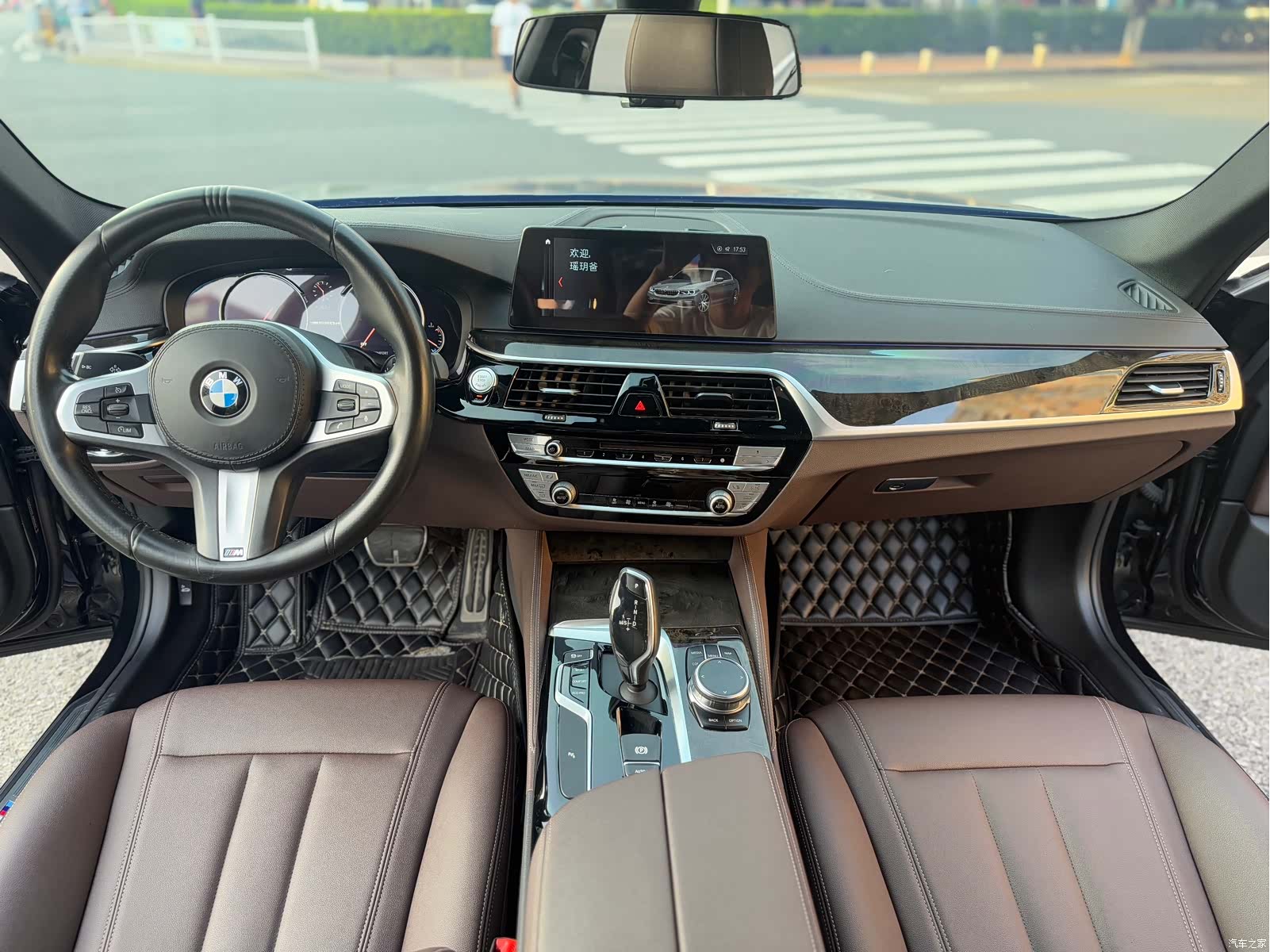 BMW 5 Series, 2018 все фото