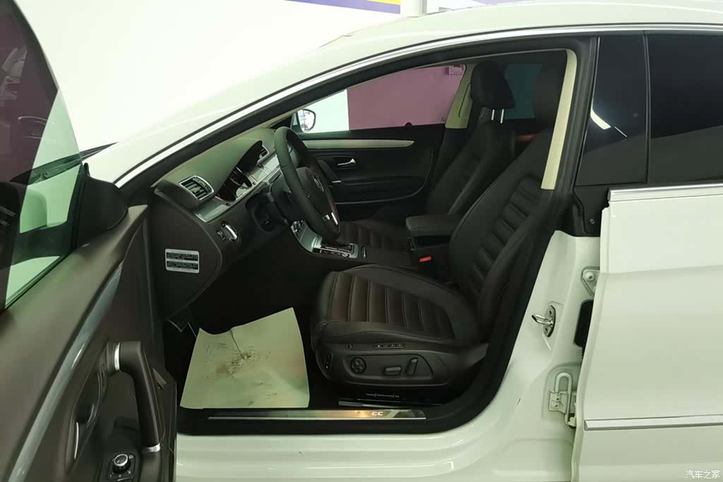 Volkswagen CC, 2017 9