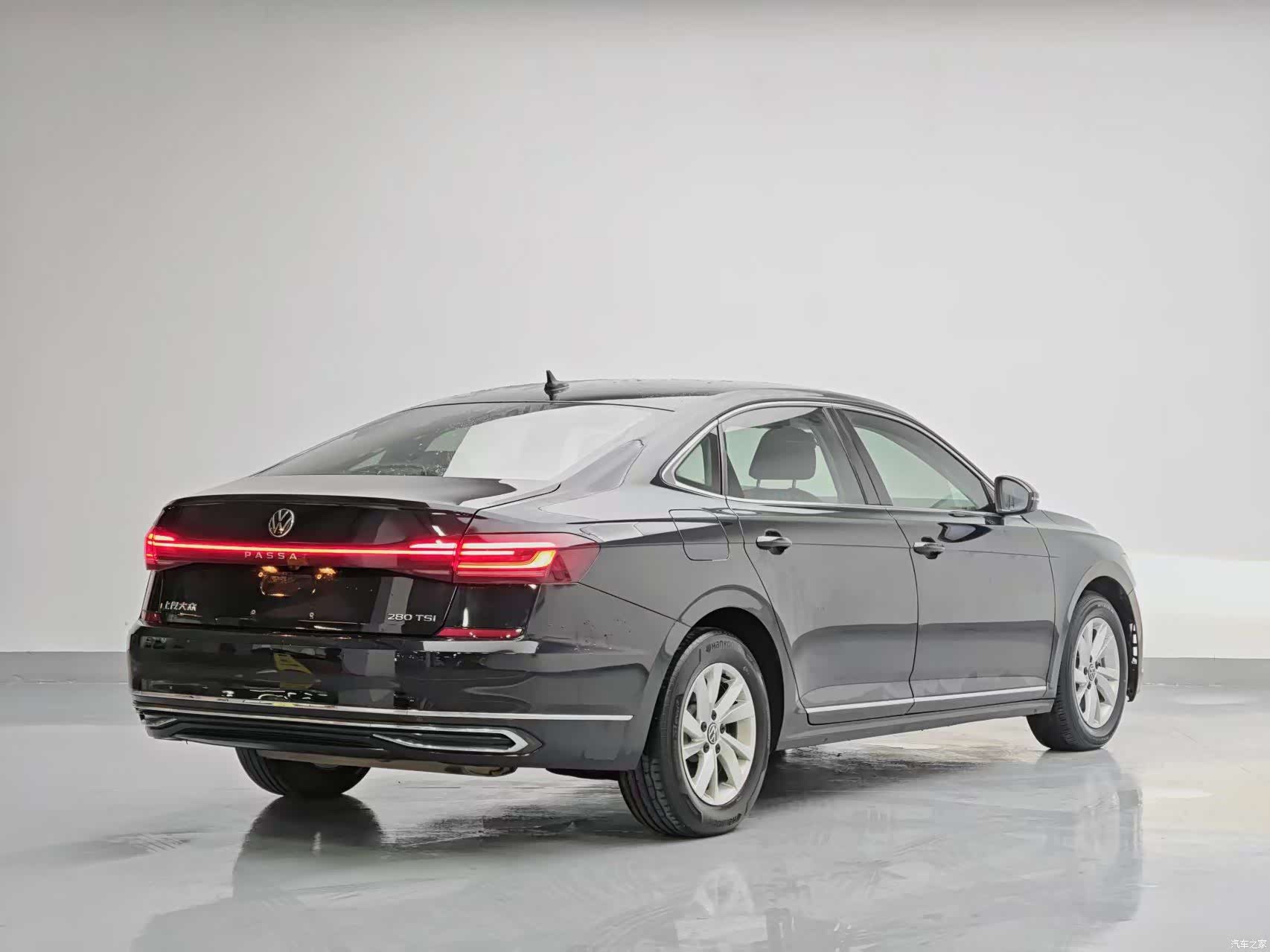 Volkswagen Passat, 2022 6