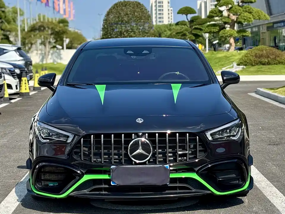 Mercedes-Benz CLA AMG