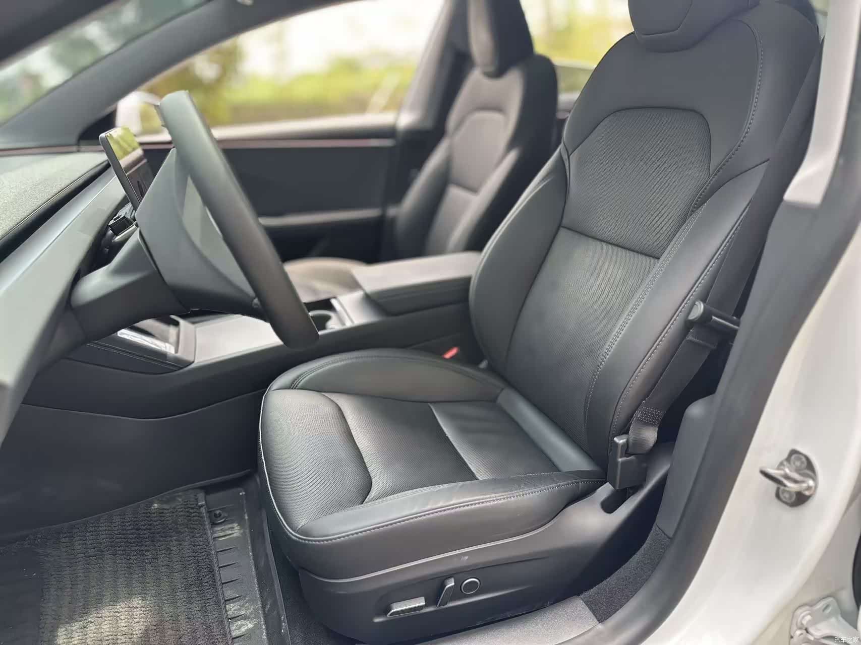 Tesla Model 3, 2024 4