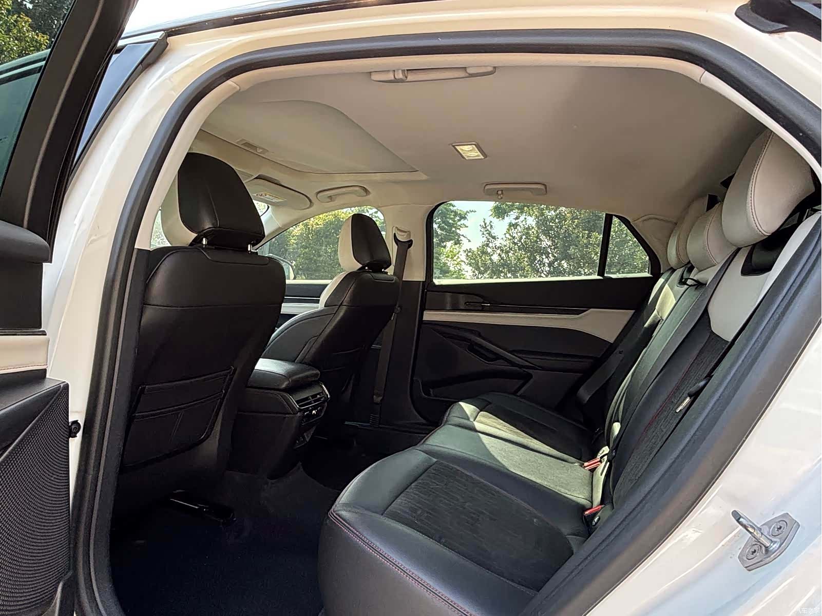 Ford Mondeo, 2023 12