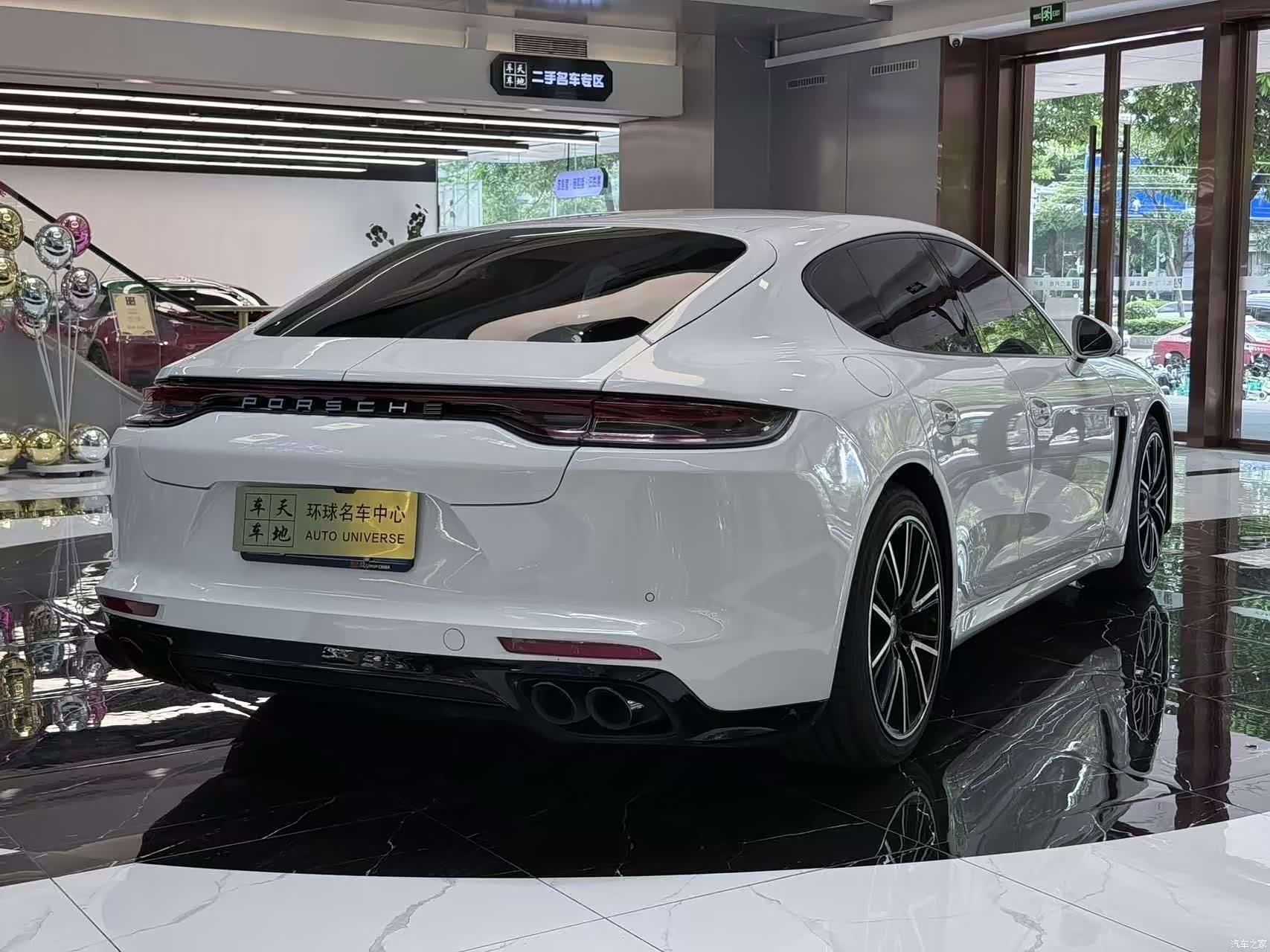 Porsche Panamera, 2015 4