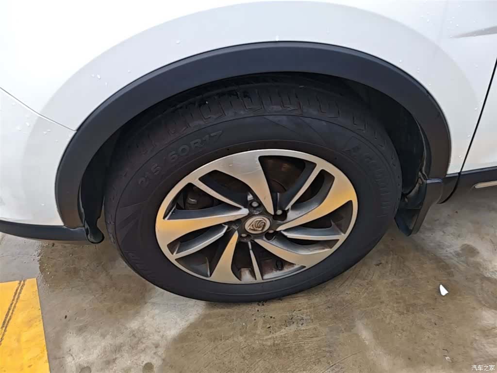 Wuling 560, 2016 23