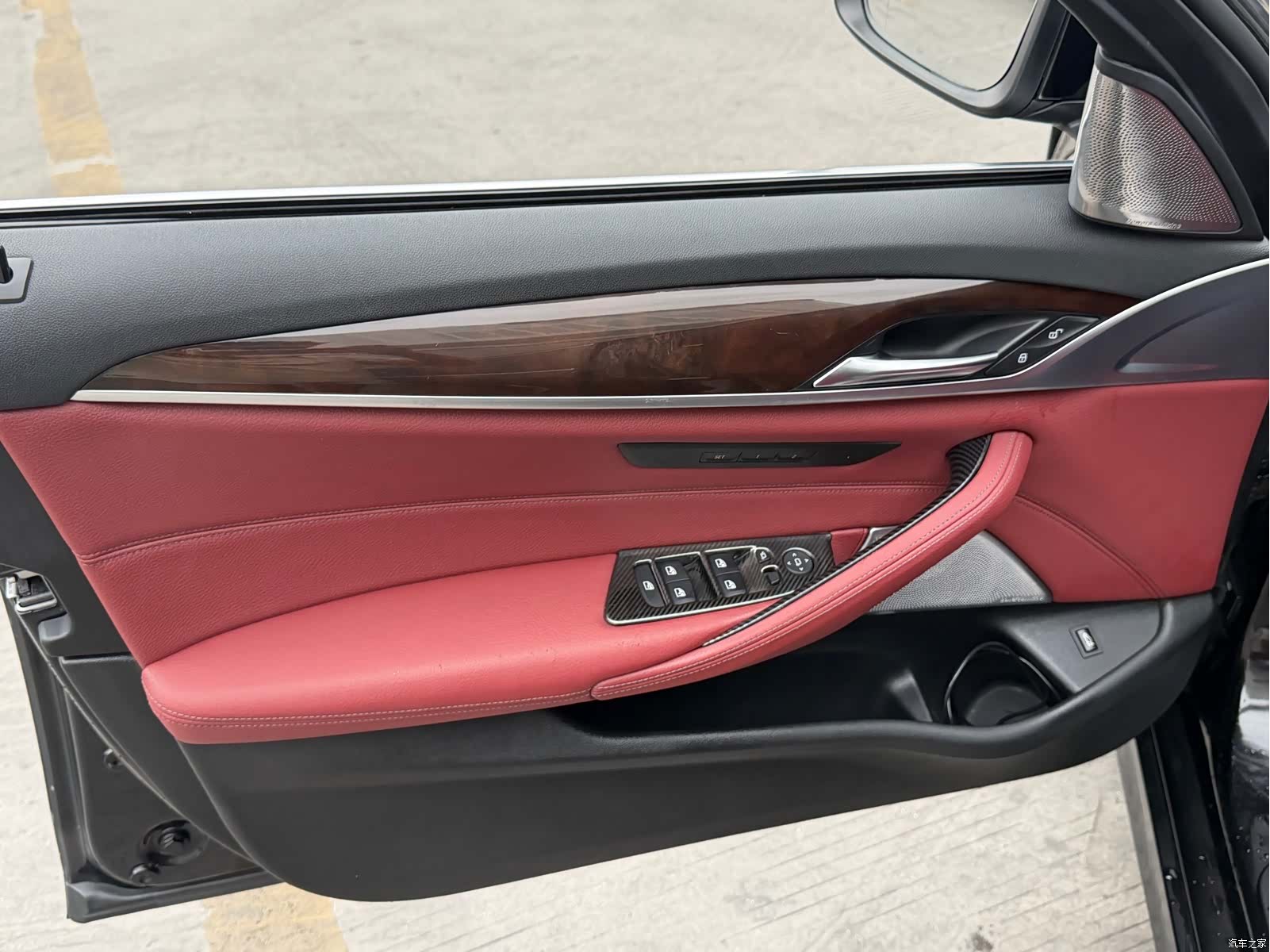 BMW 5 Series, 2017 11