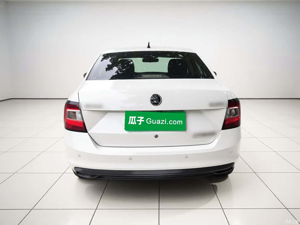 Skoda Rapid, 2018 3