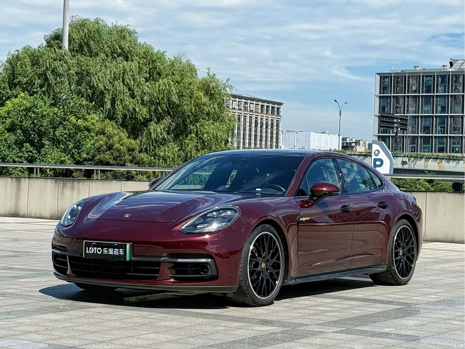 Porsche Panamera, 2020 1