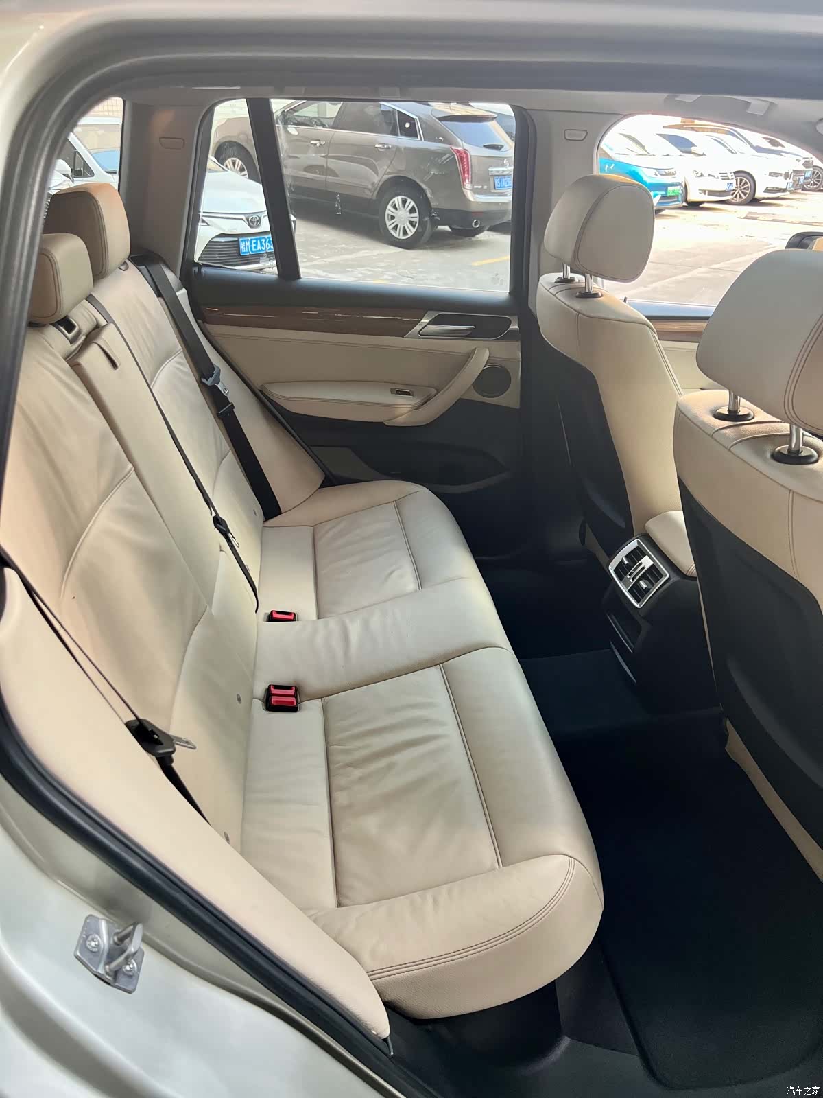 BMW X3, 2011 12